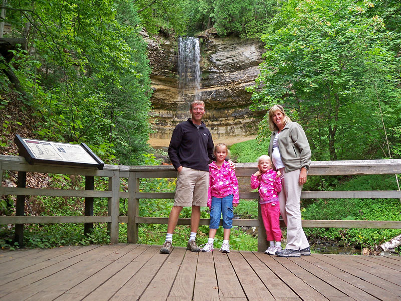 munising falls